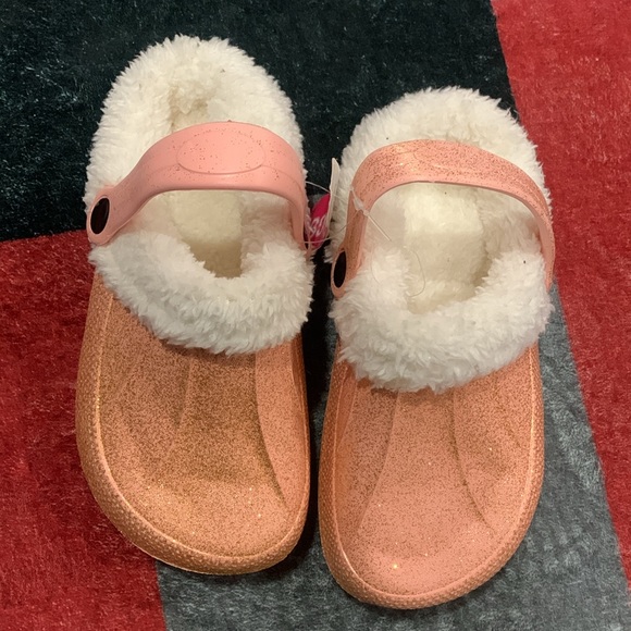 Clogs - Picture 4 of 5